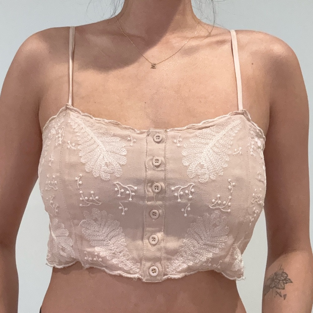 UO Milau Embroidered Cropped Cami in Light Blush